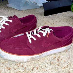 Nike janoski!